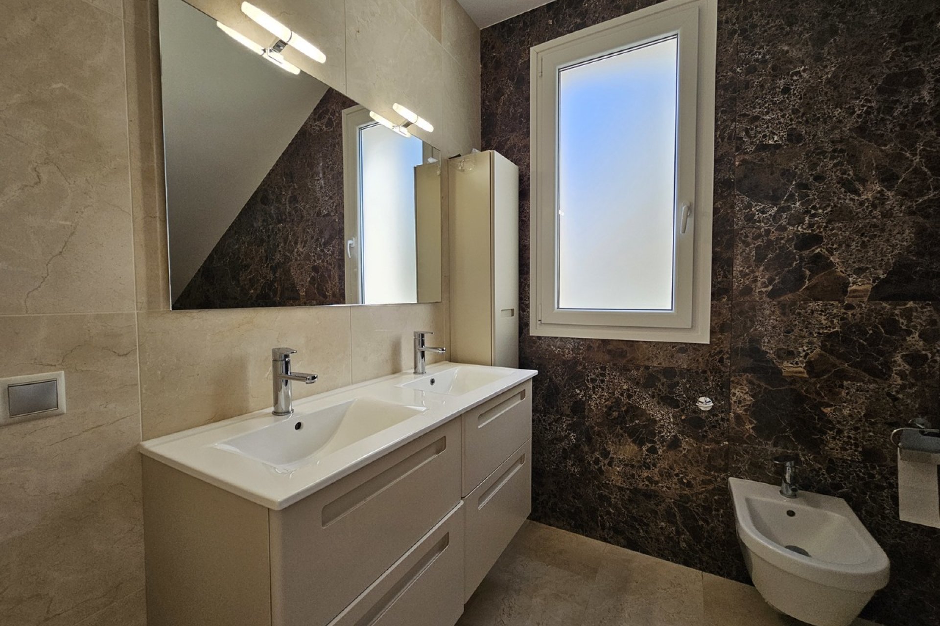 Revente - Villa -
La Zenia - Costa Blanca