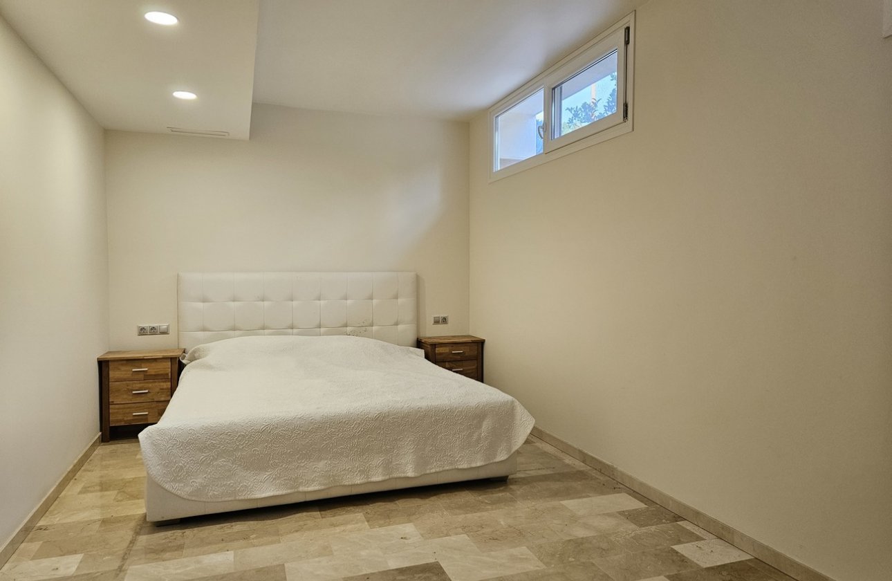 Revente - Villa -
La Zenia - Costa Blanca