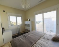 Revente - Villa -
La Zenia - Costa Blanca
