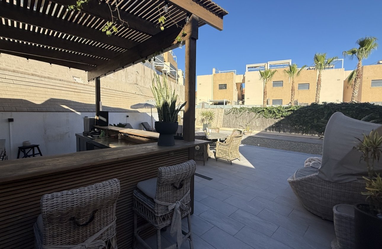 Revente - Villa -
La Zenia - Costa Blanca