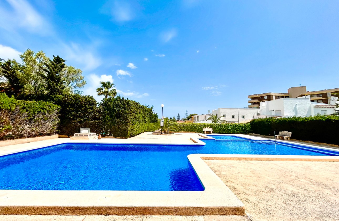 Revente - Villa -
La Zenia - Costa Blanca