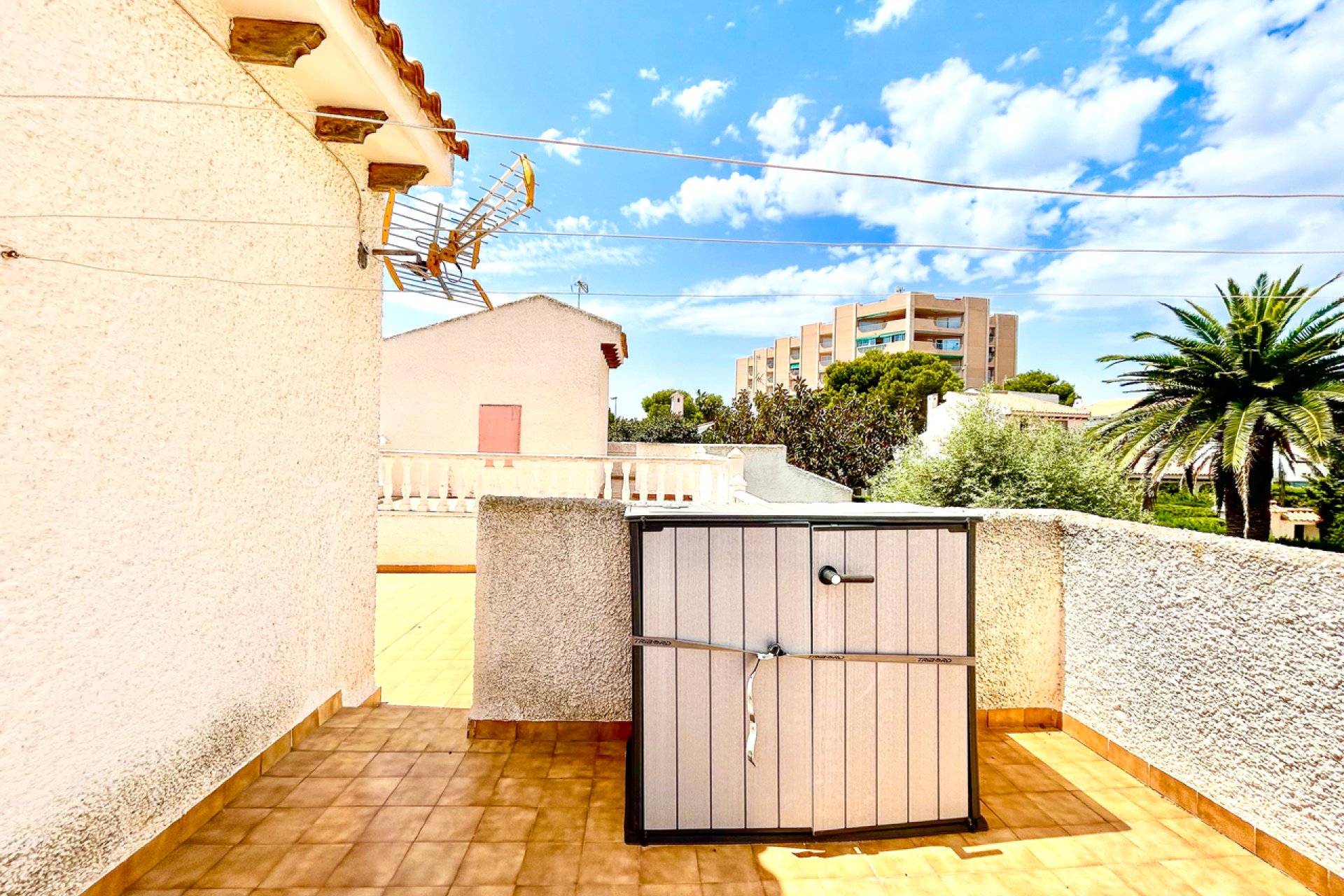 Revente - Villa -
La Zenia - Costa Blanca