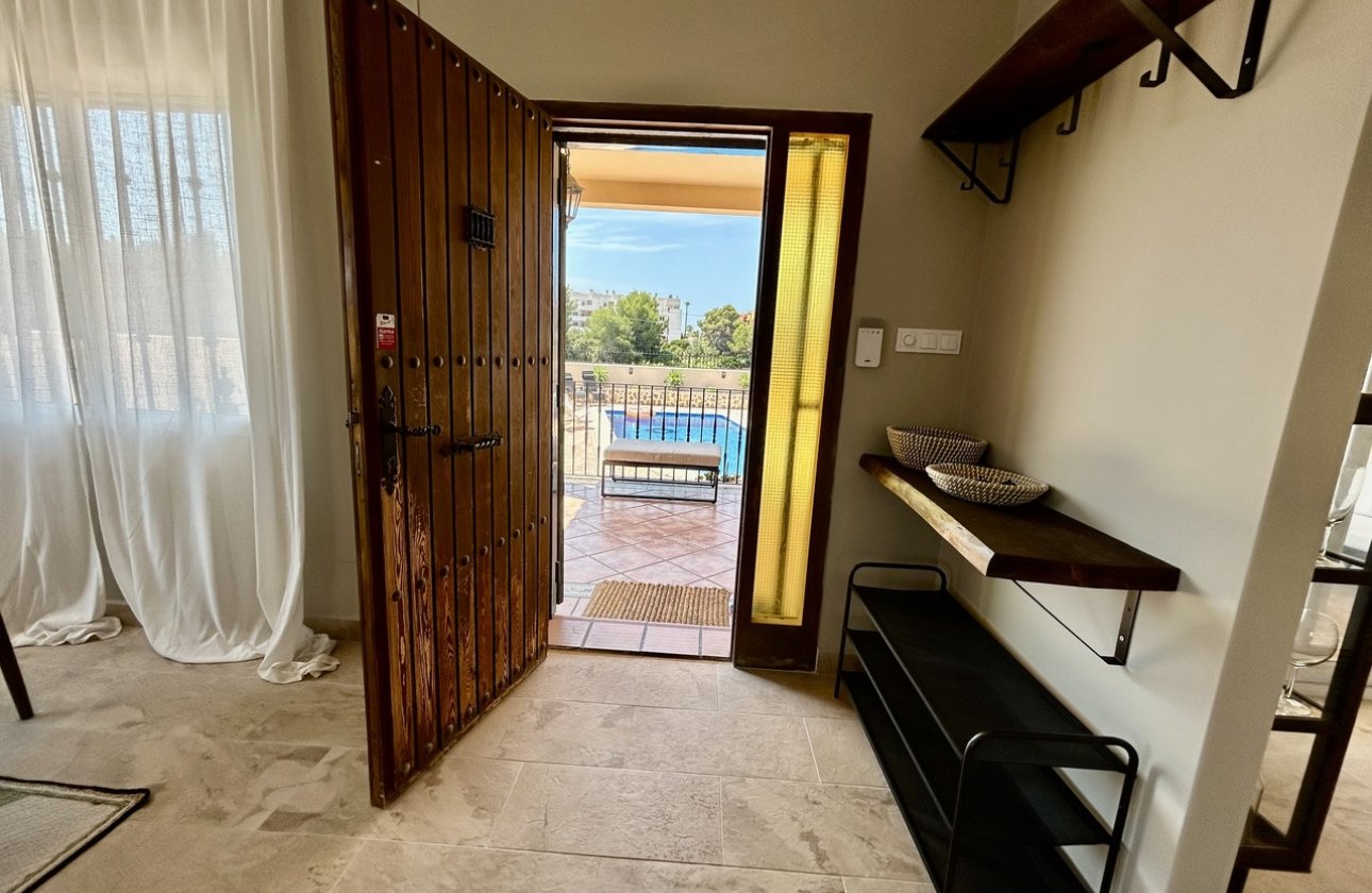 Revente - Villa -
La Zenia - Costa Blanca