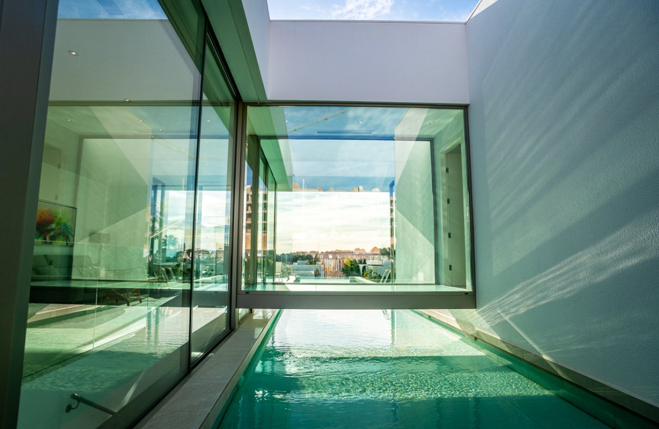 Revente - Villa -
Las Colinas Golf - Costa Blanca