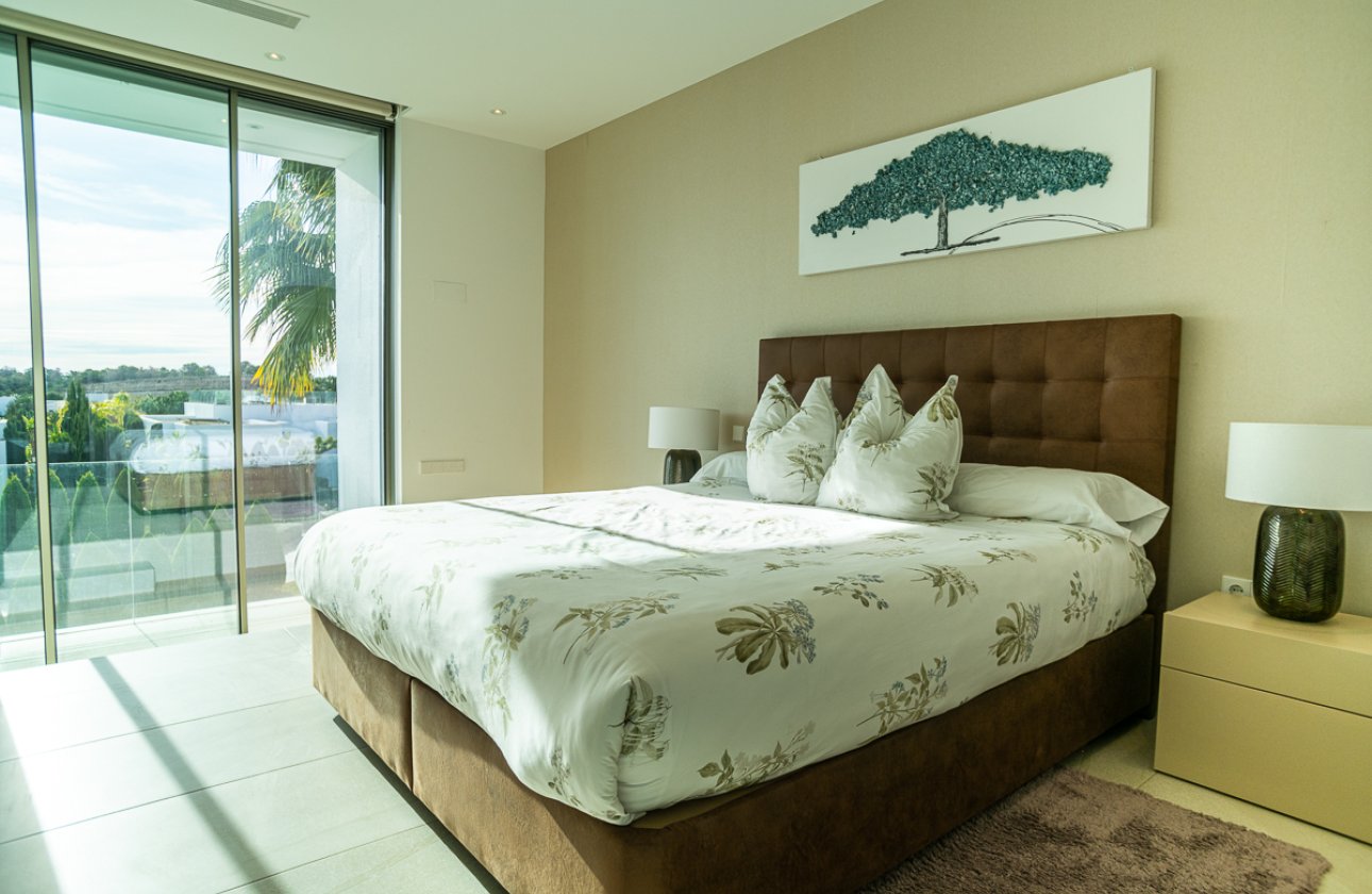 Revente - Villa -
Las Colinas Golf - Costa Blanca