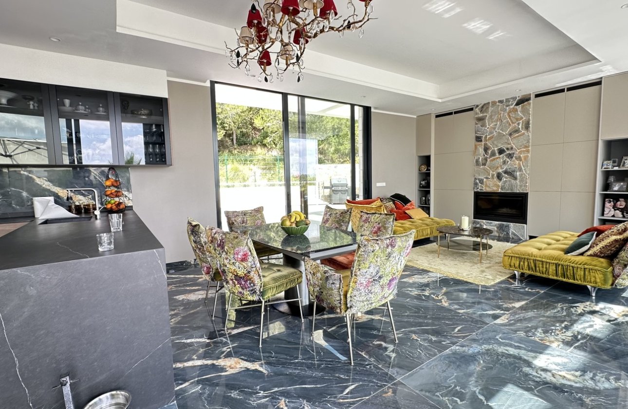 Revente - Villa -
Las Colinas Golf - Costa Blanca