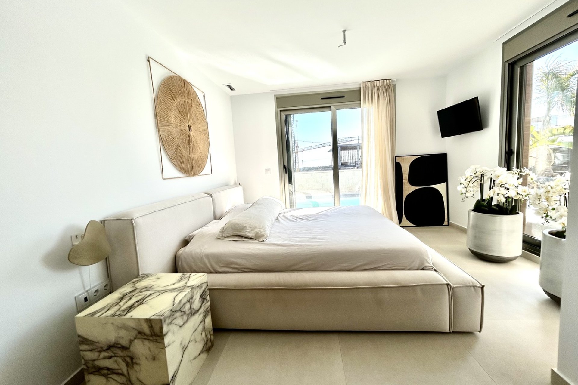 Revente - Villa -
Las Filipinas - Inland