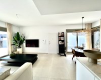 Revente - Villa -
Las Filipinas - Inland