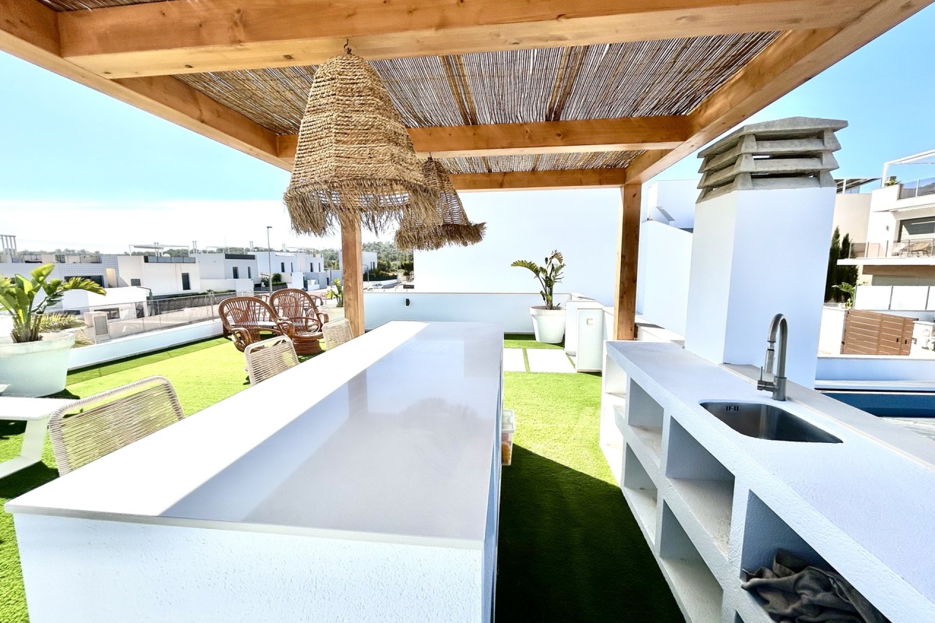 Revente - Villa -
Las Filipinas - Inland