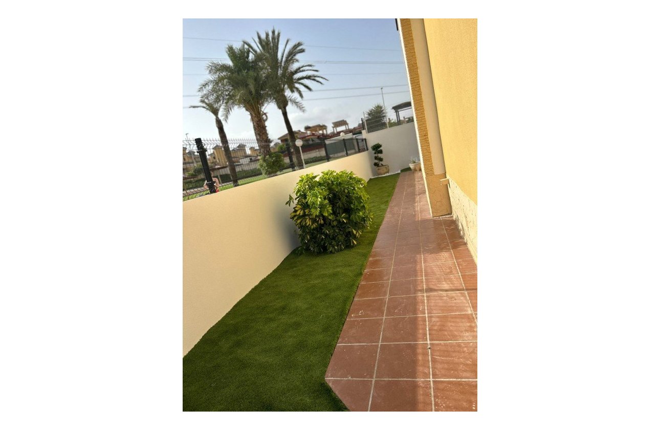 Revente - Villa -
Lo Crispin - Inland