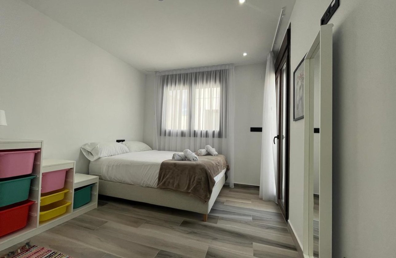 Revente - Villa -
Los Altos - Costa Blanca