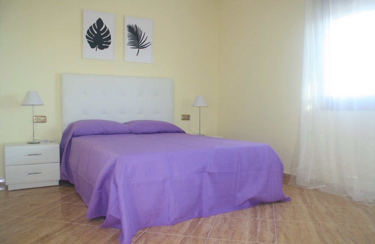Revente - Villa -
Los Altos - Costa Blanca