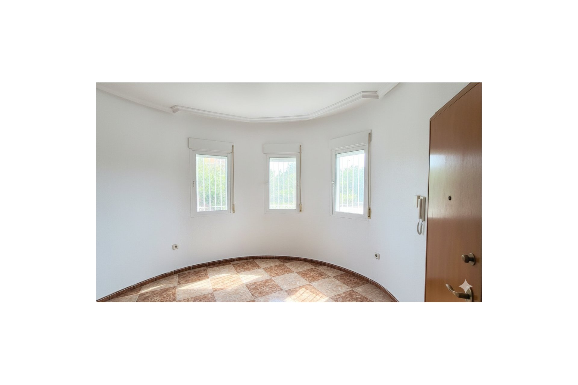 Revente - Villa -
Los Altos - Costa Blanca