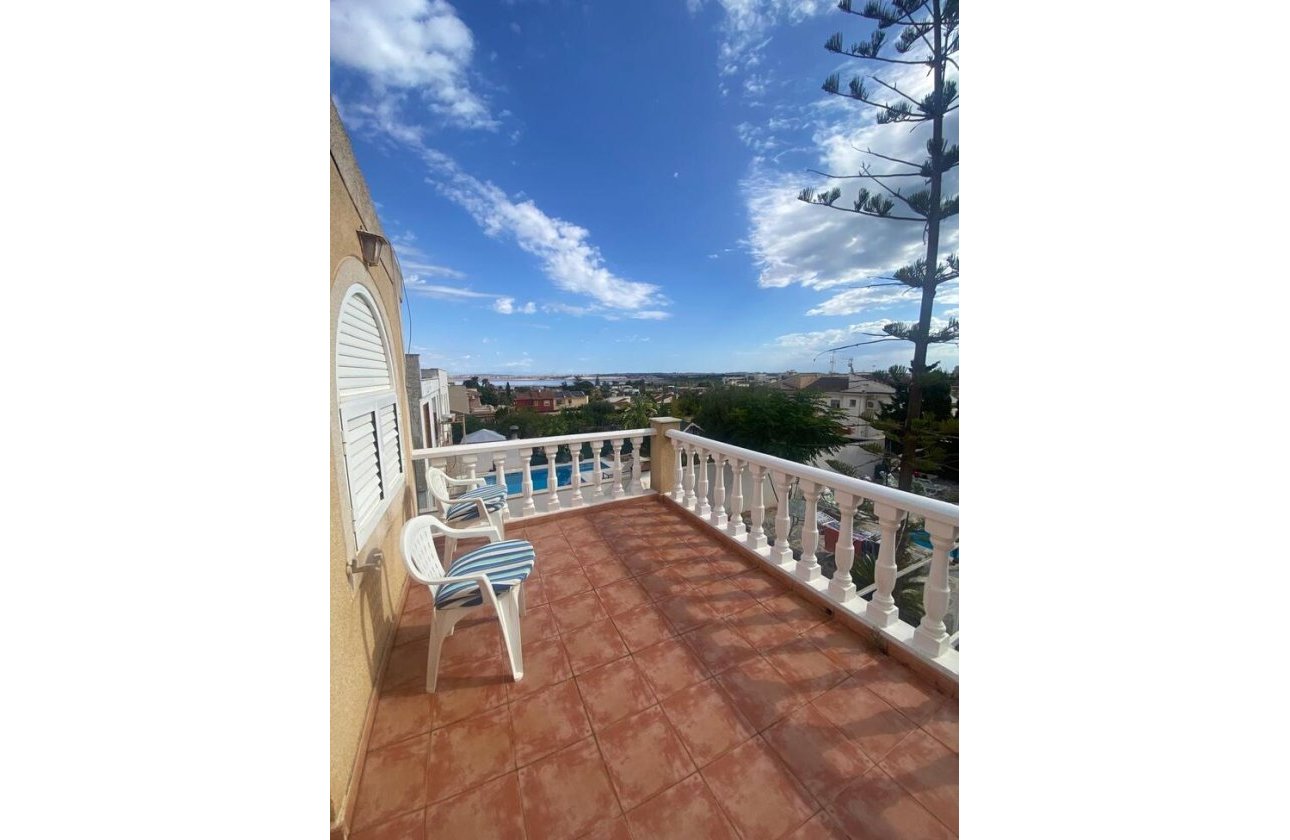 Revente - Villa -
Los Balcones - Costa Blanca