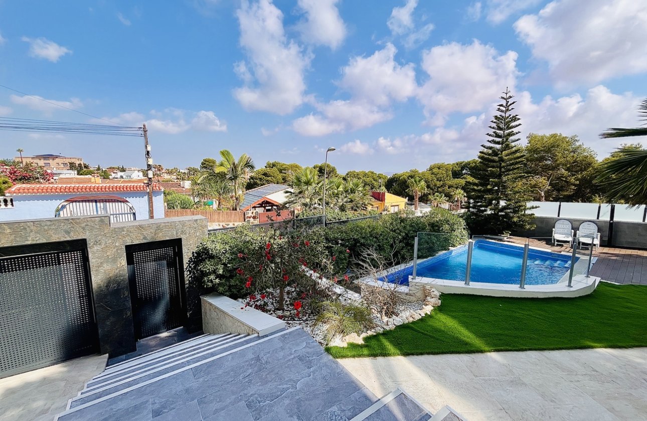 Revente - Villa -
Los Balcones - Costa Blanca