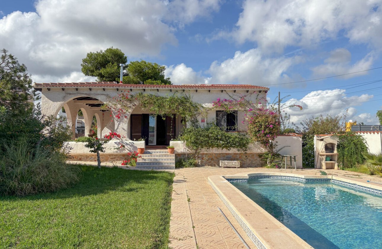 Revente - Villa -
Los Balcones - Costa Blanca