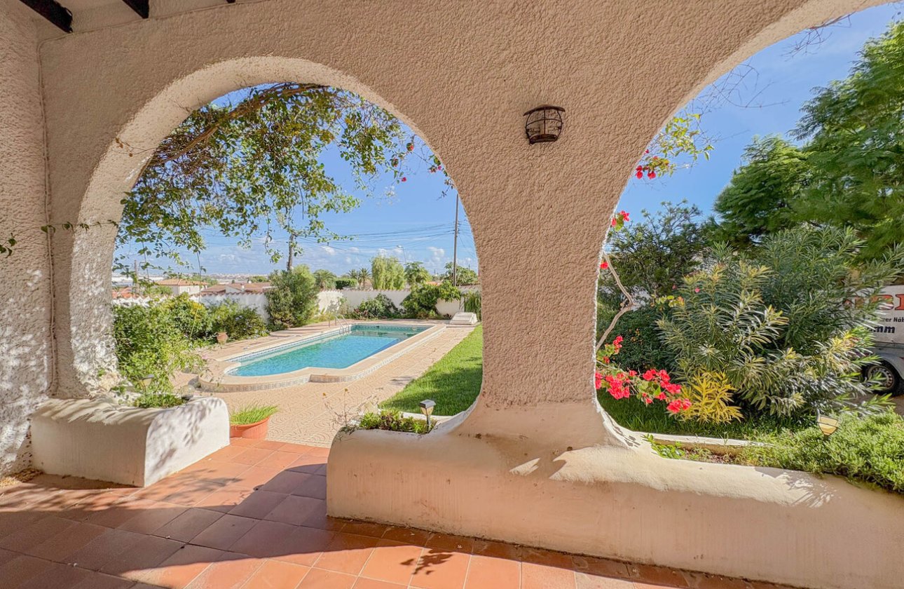 Revente - Villa -
Los Balcones - Costa Blanca