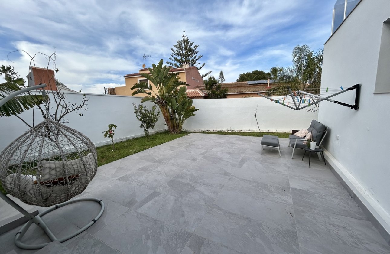 Revente - Villa -
Los Balcones - Costa Blanca