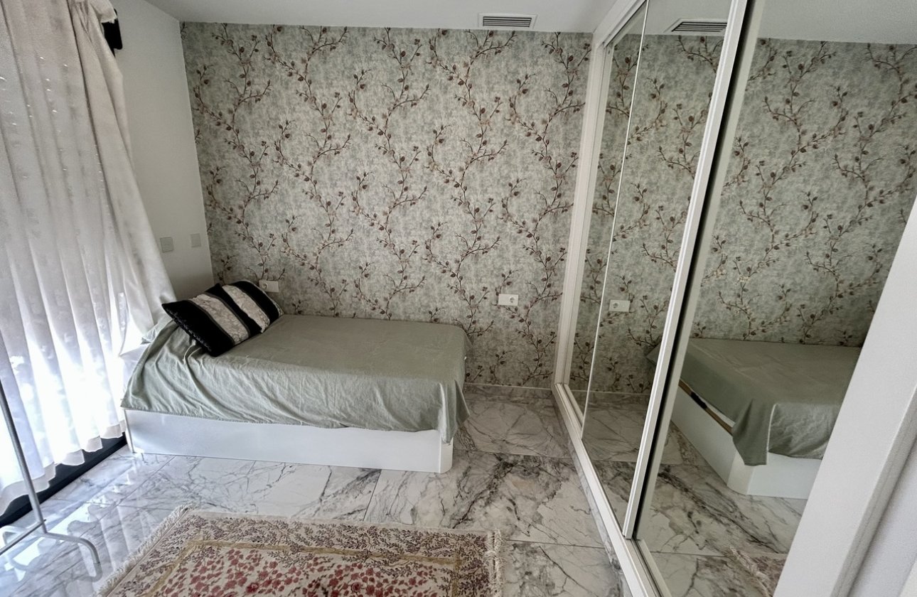 Revente - Villa -
Los Balcones - Costa Blanca