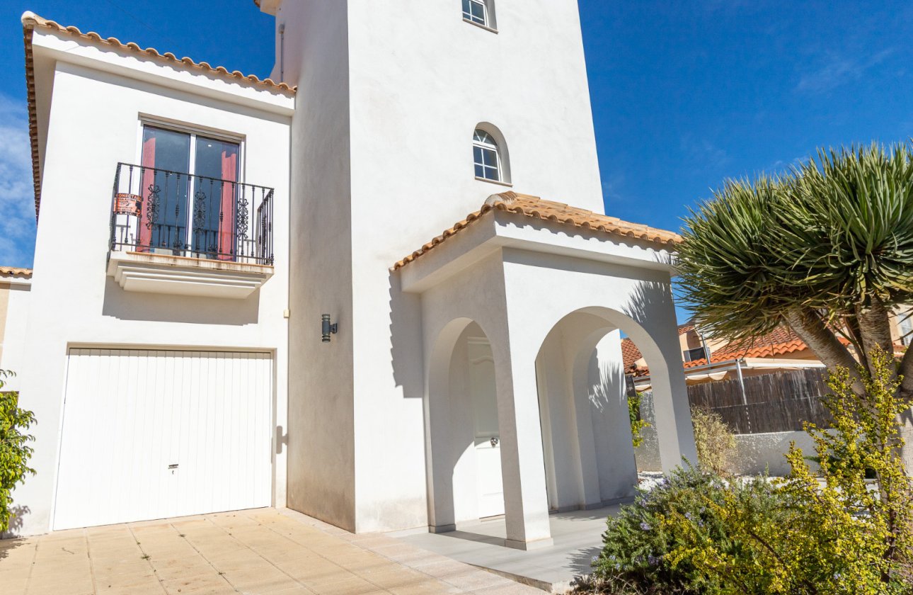 Revente - Villa -
Los Balcones - Costa Blanca