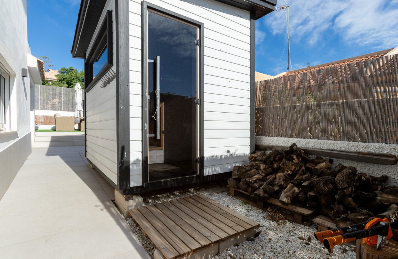 Revente - Villa -
Los Balcones - Costa Blanca