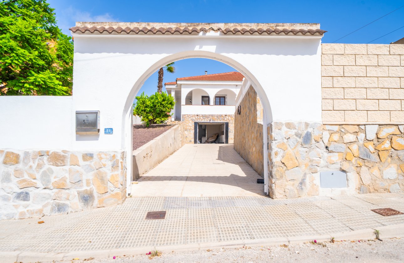 Revente - Villa -
Los Balcones - Costa Blanca