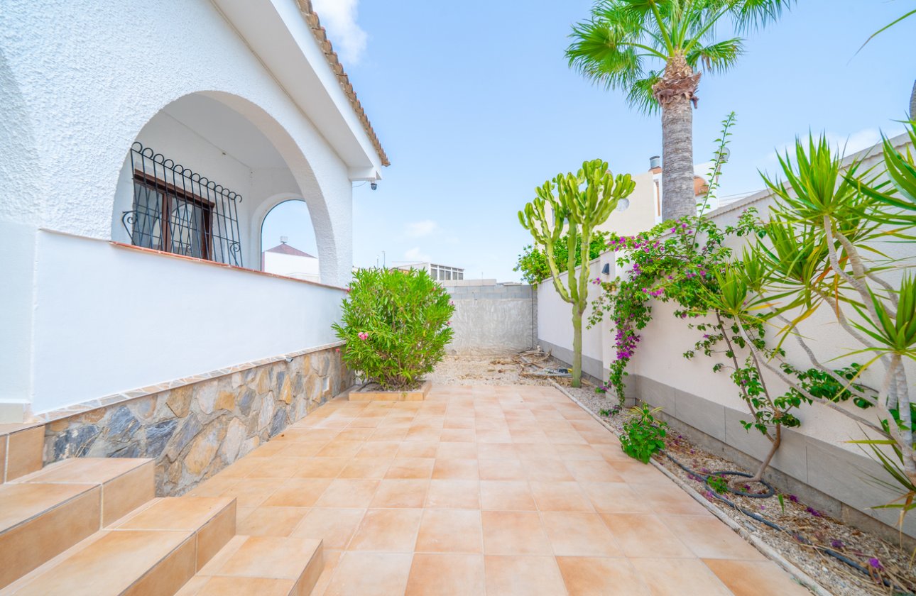Revente - Villa -
Los Balcones - Costa Blanca
