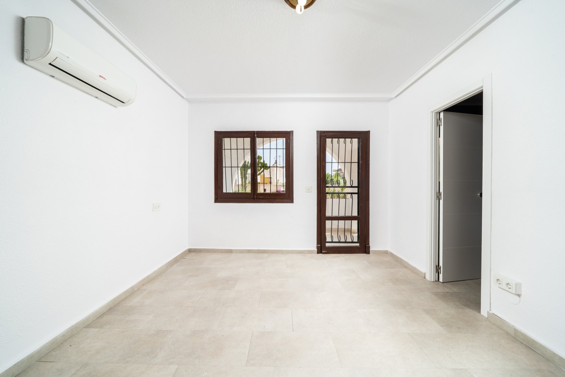 Revente - Villa -
Los Balcones - Costa Blanca
