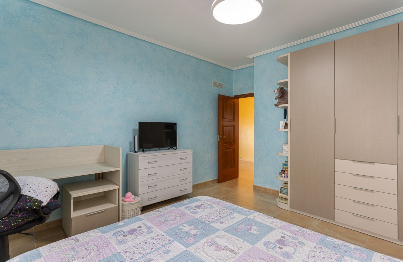 Revente - Villa -
Los Montesinos - Costa Blanca