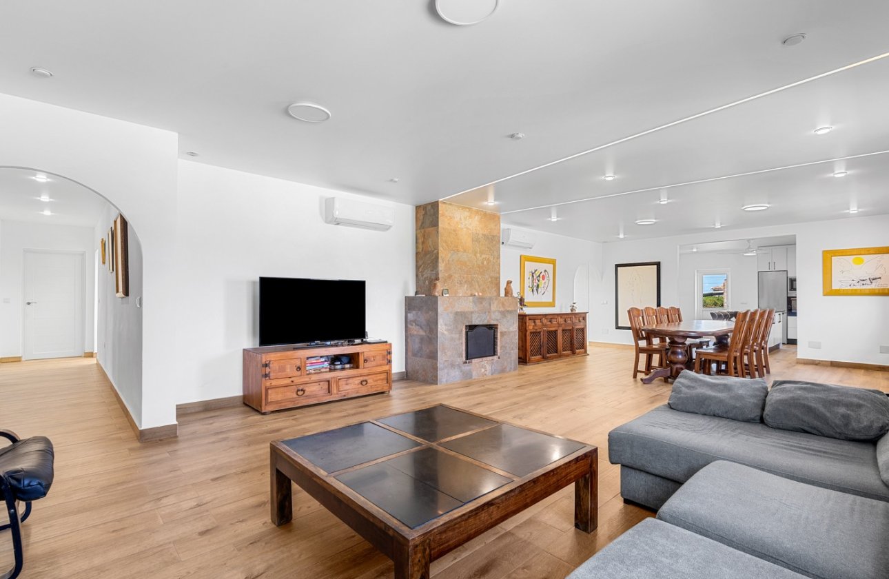 Revente - Villa -
Los Montesinos - Costa Blanca