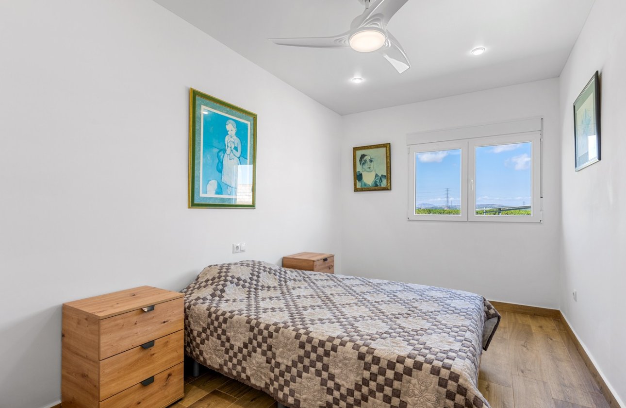 Revente - Villa -
Los Montesinos - Costa Blanca