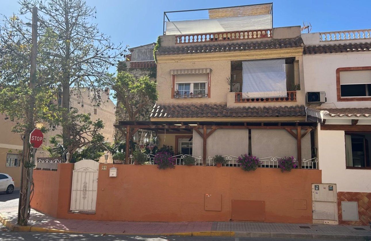 Revente - Villa -
Los Montesinos - Costa Blanca