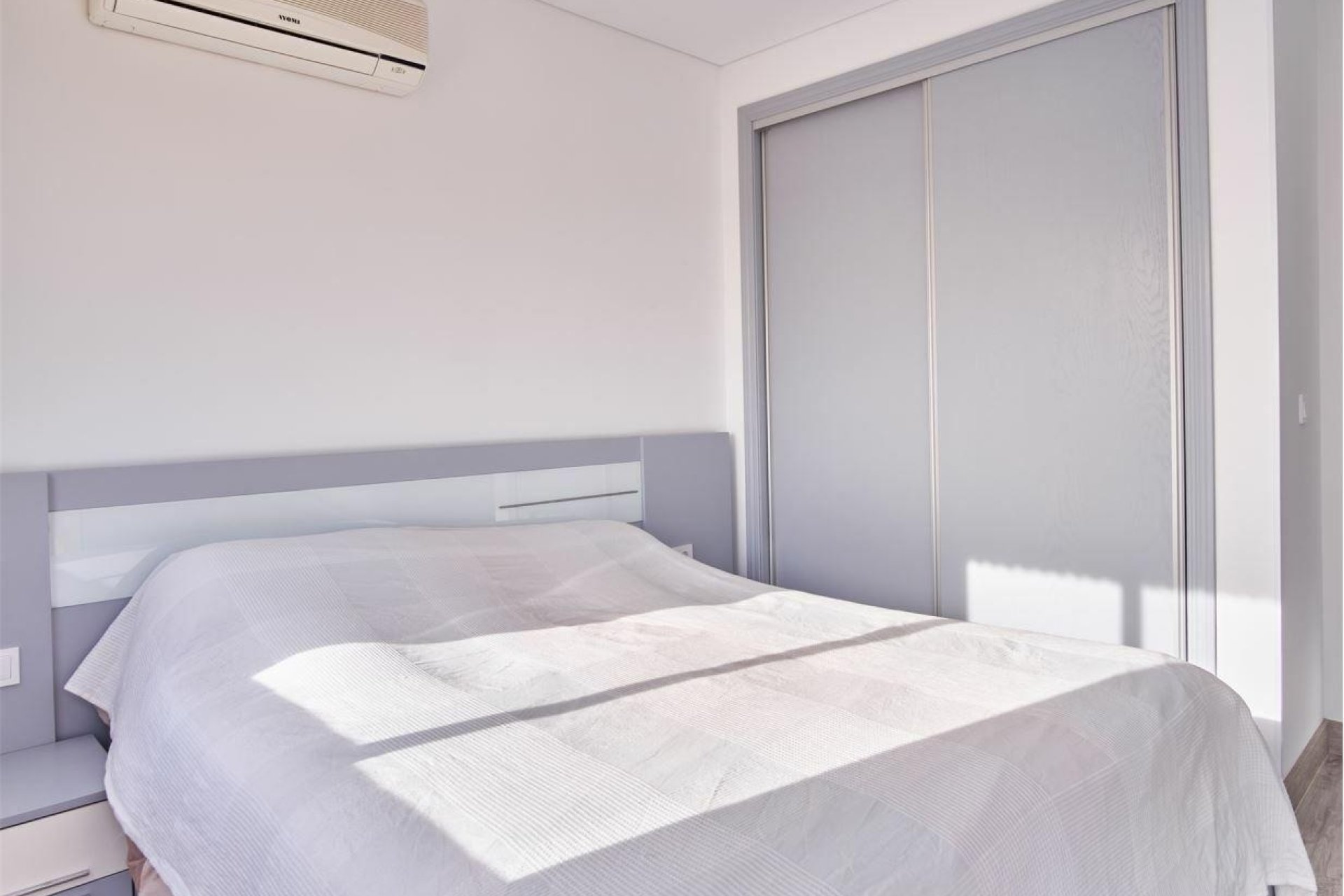 Revente - Villa -
Los Montesinos - Costa Blanca