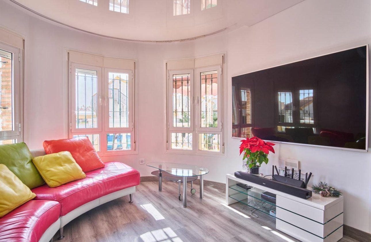 Revente - Villa -
Los Montesinos - Costa Blanca