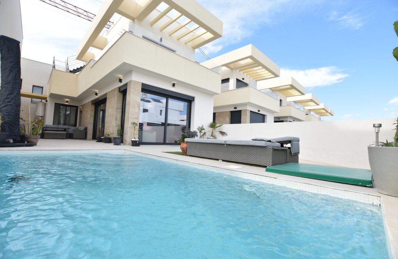 Revente - Villa -
Los Montesinos - Costa Blanca