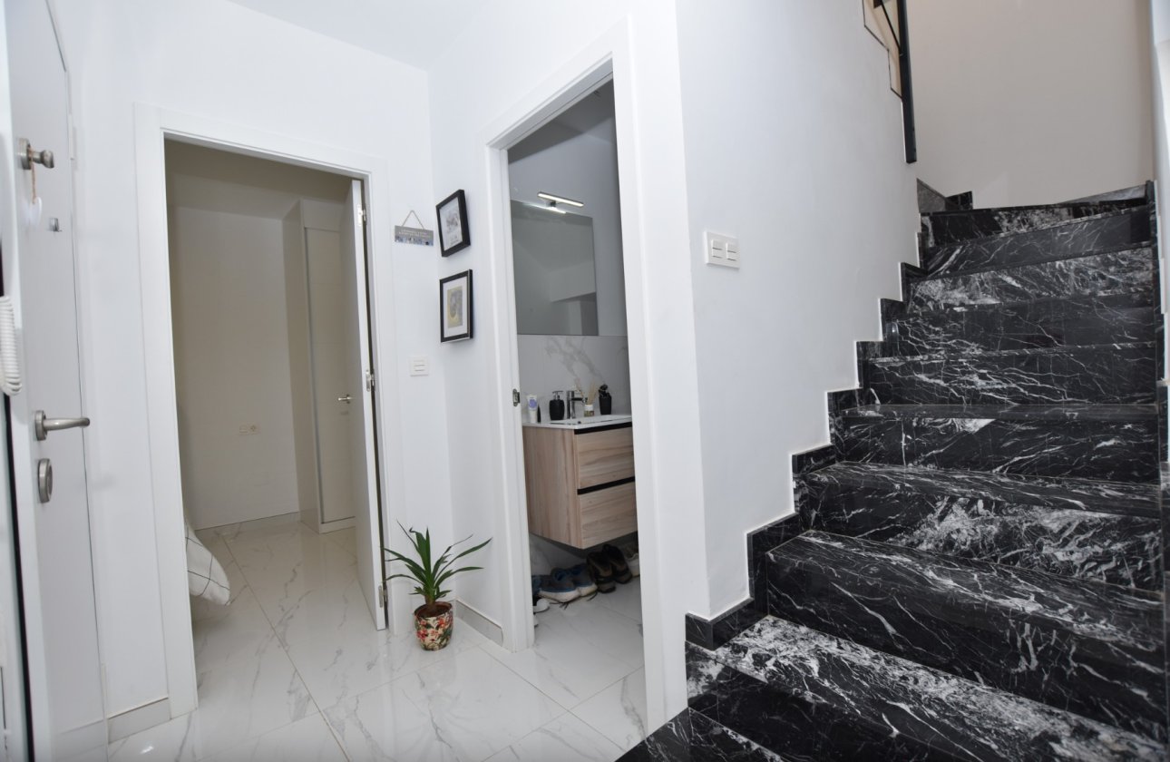 Revente - Villa -
Los Montesinos - Costa Blanca