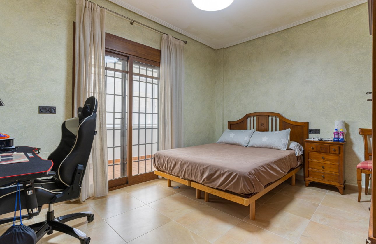 Revente - Villa -
Los Montesinos - Costa Blanca