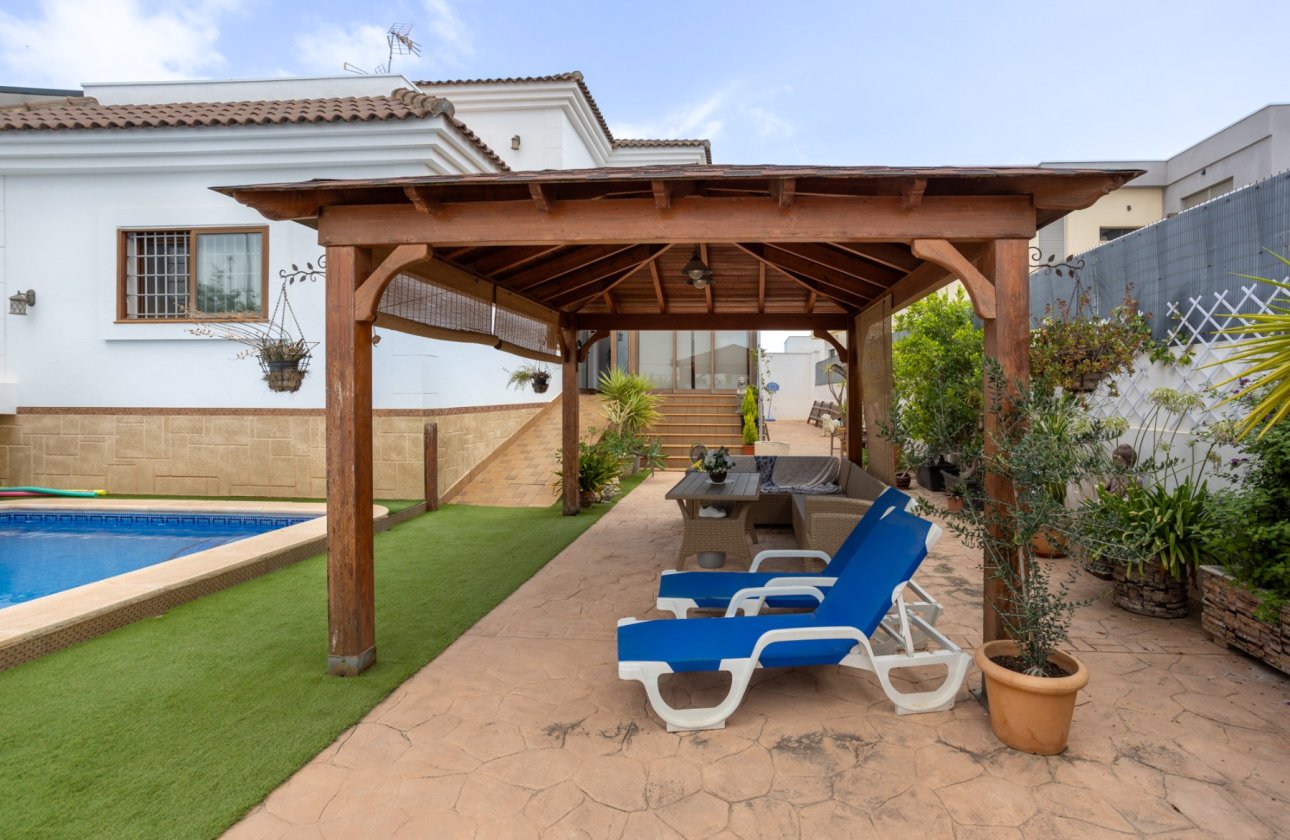 Revente - Villa -
Los Montesinos - Costa Blanca