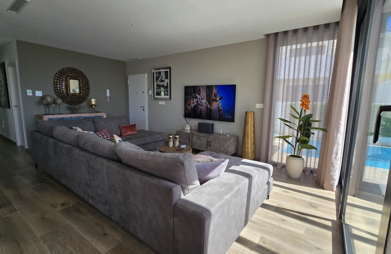 Revente - Villa -
Los Montesinos - Costa Blanca