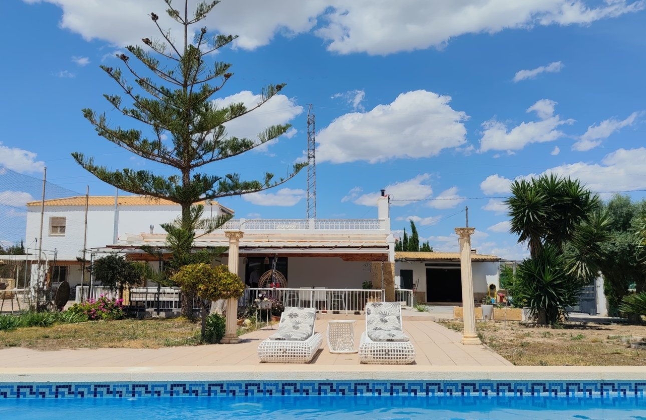 Revente - Villa -
Los Montesinos - Costa Blanca