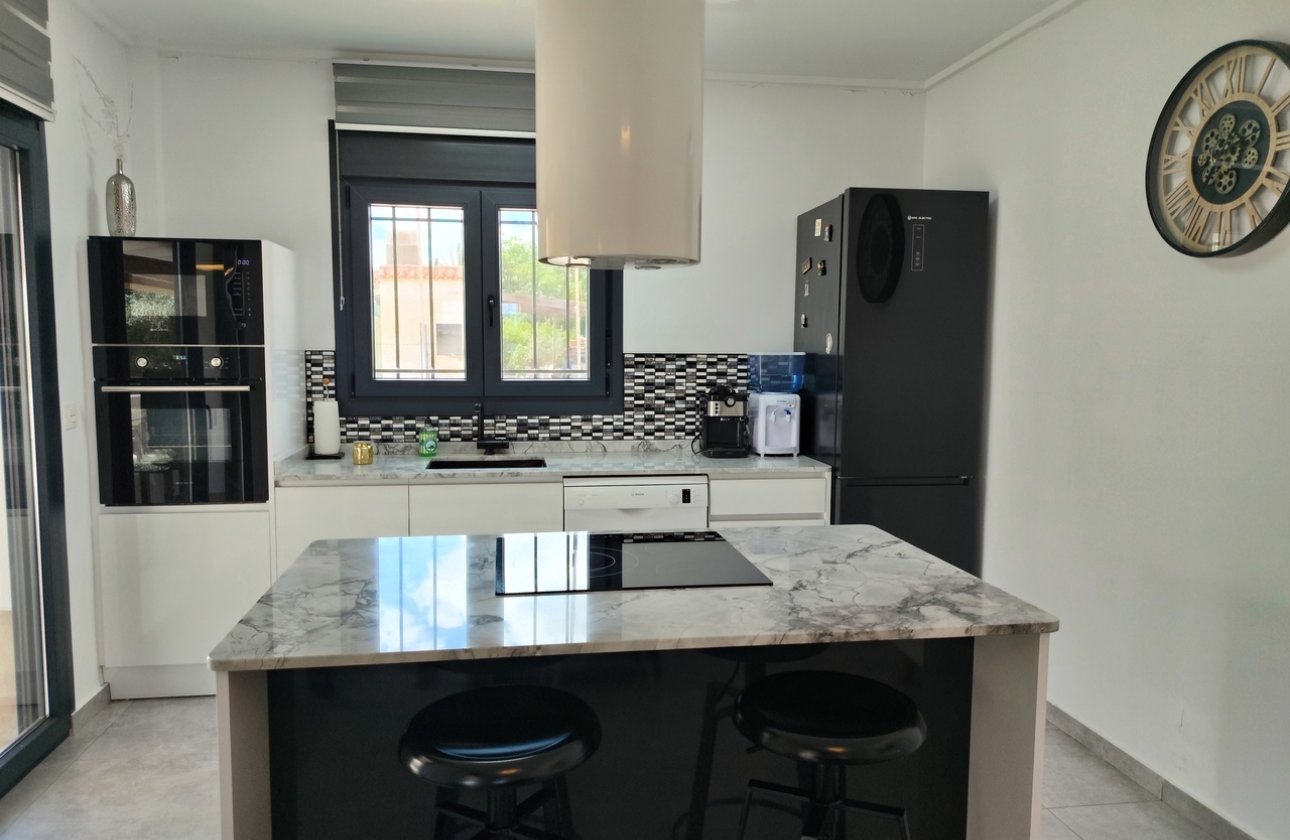 Revente - Villa -
Los Montesinos - Costa Blanca