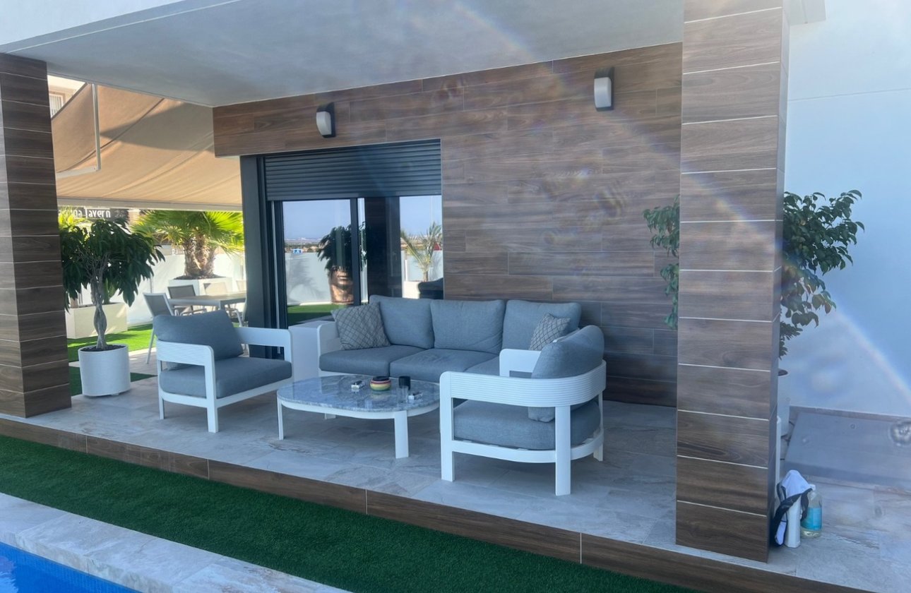 Revente - Villa -
Los Montesinos - Costa Blanca