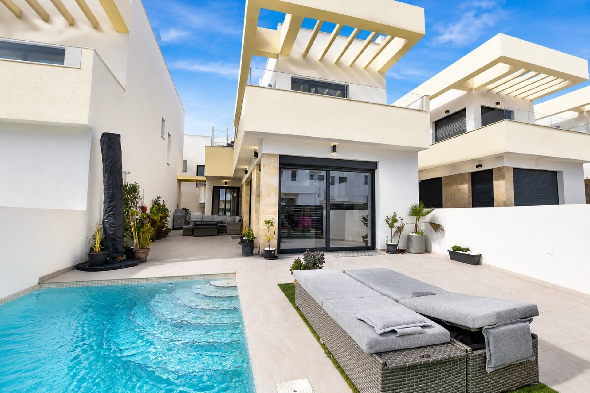 Revente - Villa -
Los Montesinos - Costa Blanca
