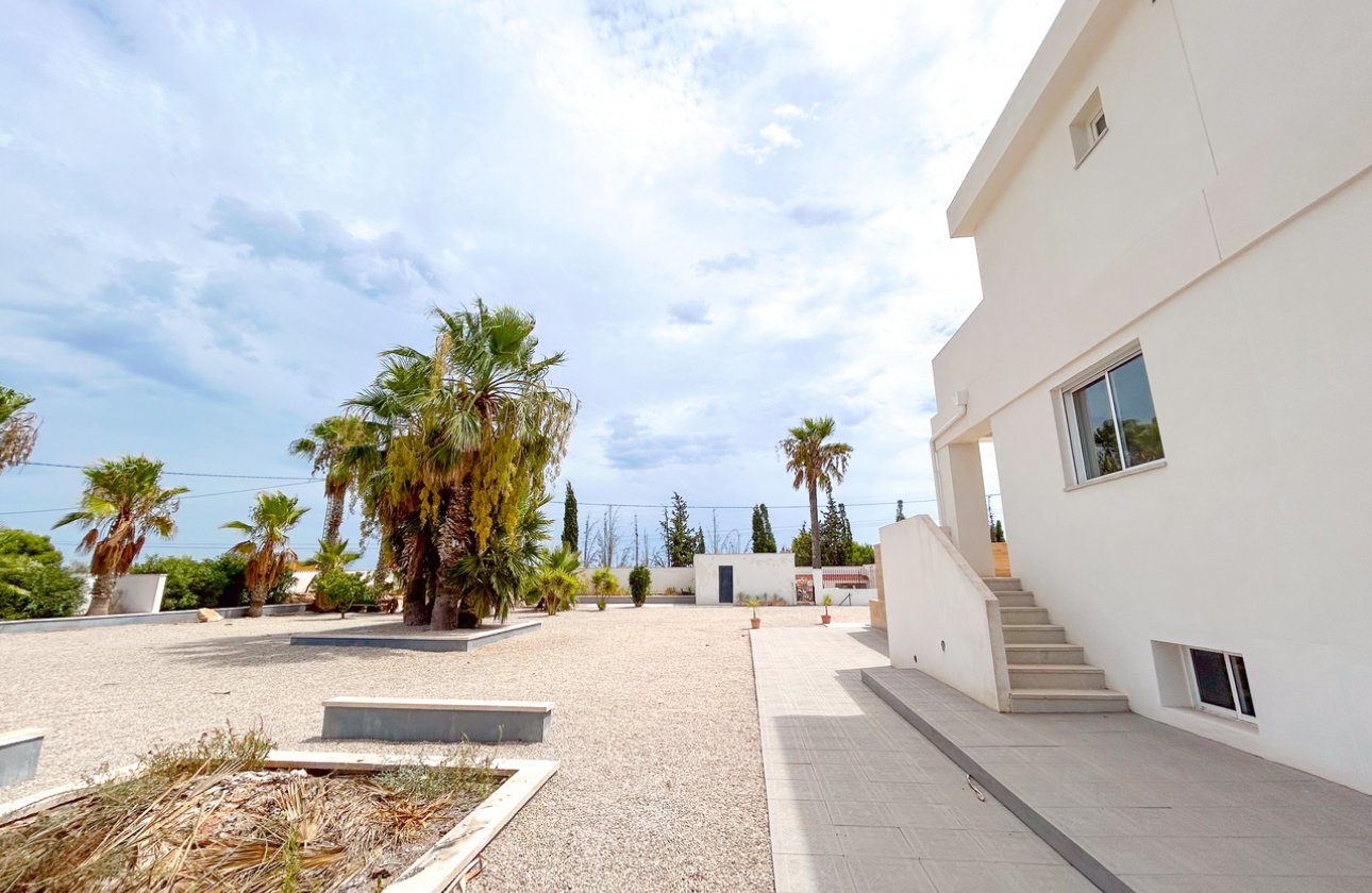 Revente - Villa -
Los Montesinos - Costa Blanca