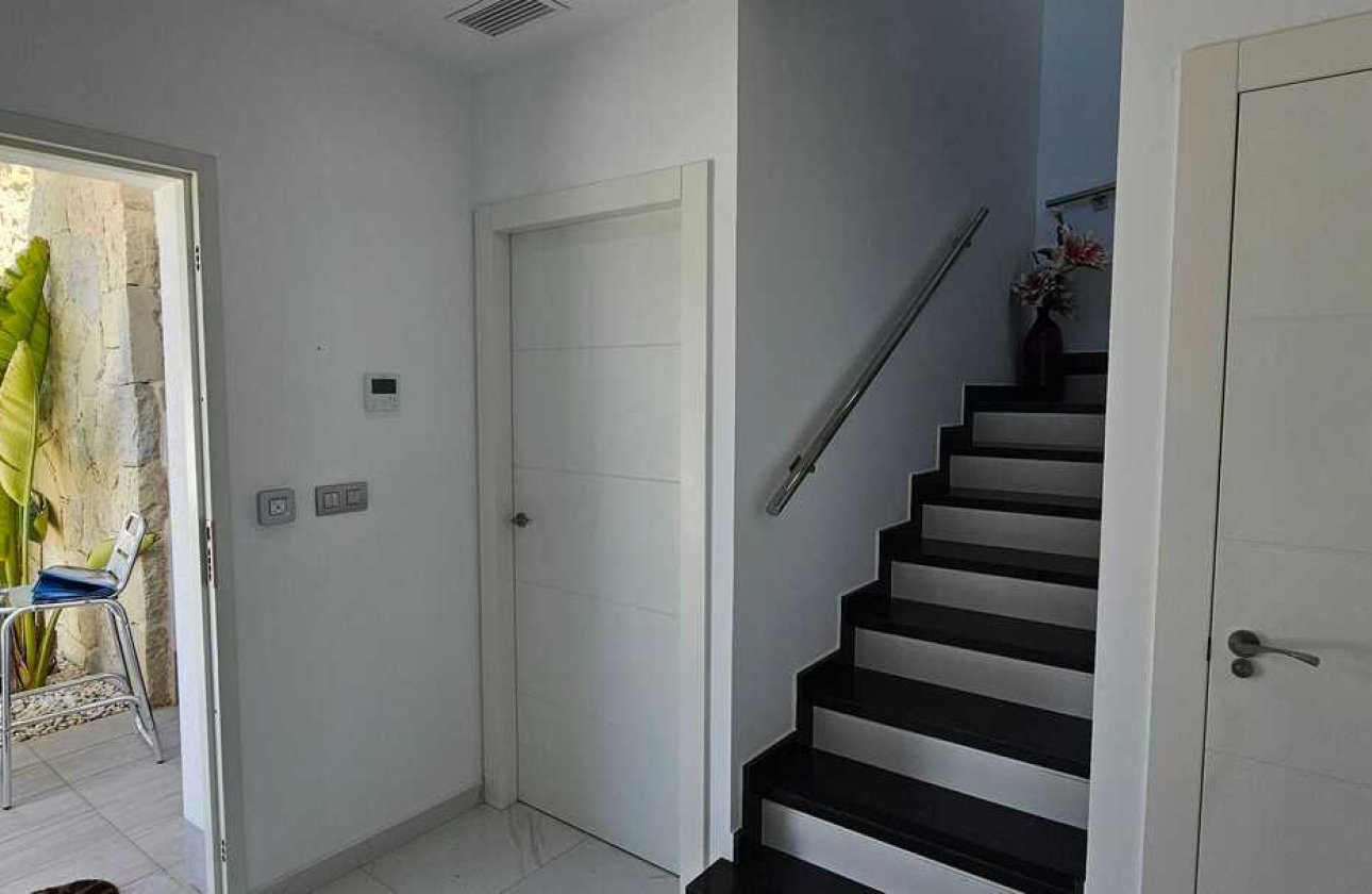 Revente - Villa -
Los Montesinos - Costa Blanca