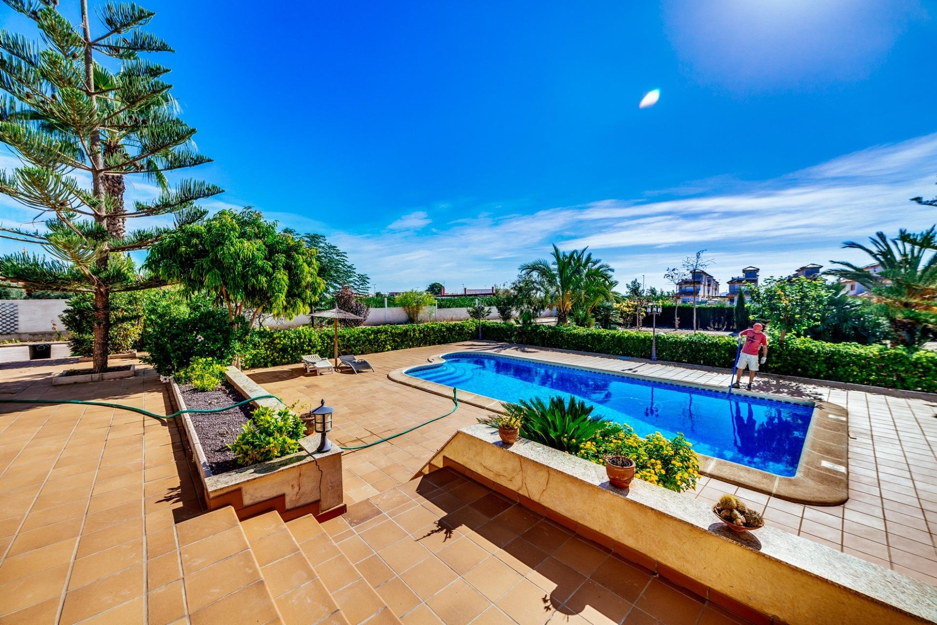 Revente - Villa -
Los Montesinos - Montesinos  Los