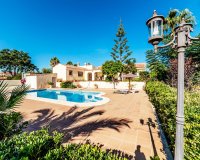 Revente - Villa -
Los Montesinos - Montesinos  Los