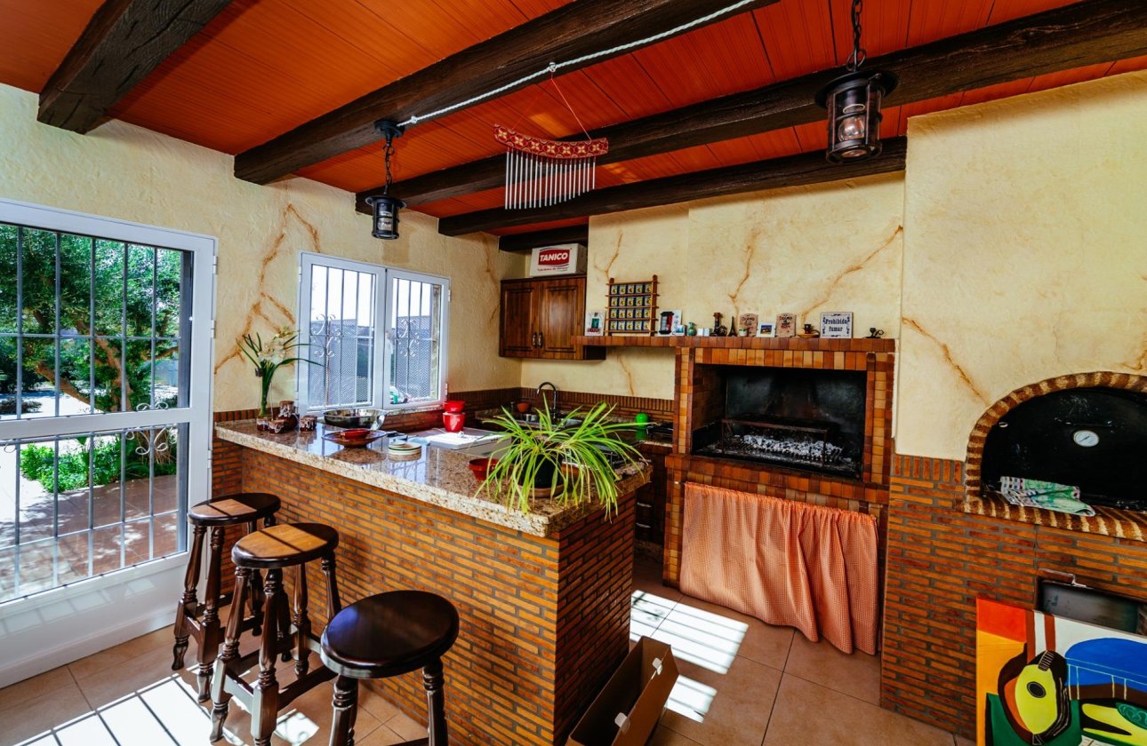 Revente - Villa -
Los Montesinos - Montesinos  Los