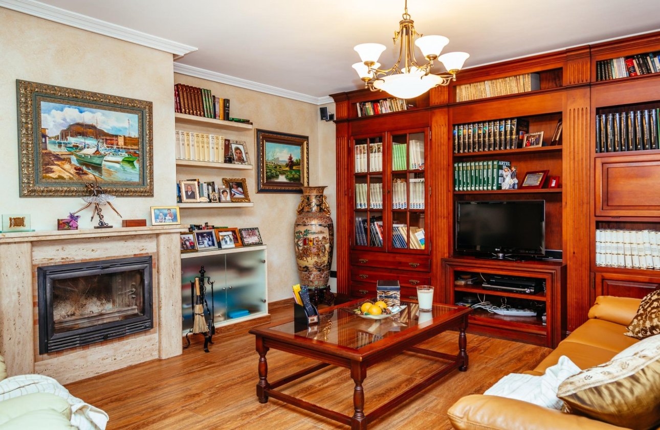 Revente - Villa -
Los Montesinos - Montesinos  Los