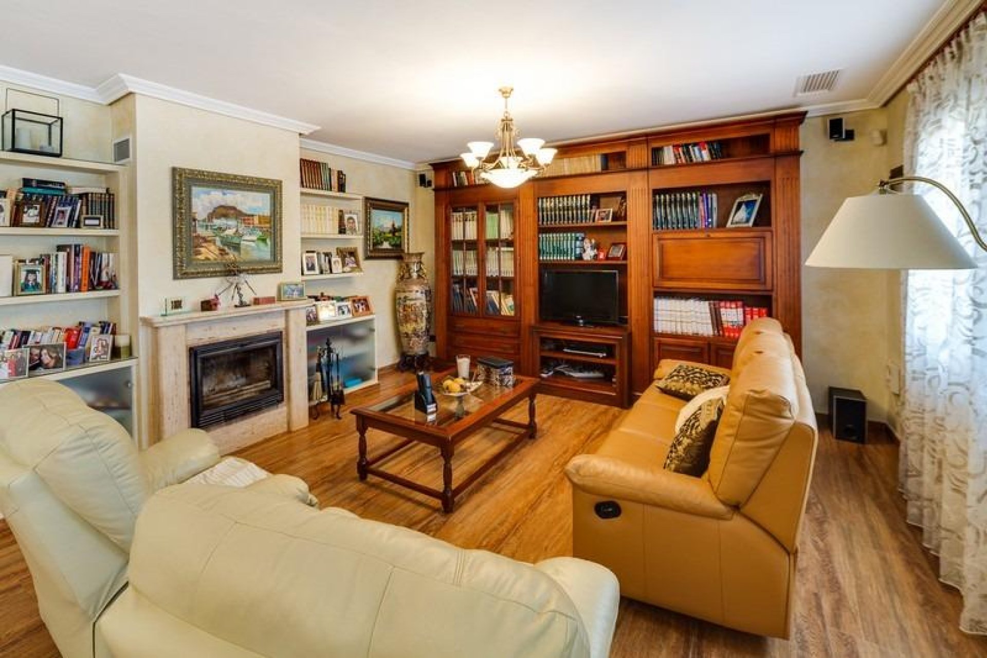 Revente - Villa -
Los Montesinos - Montesinos  Los